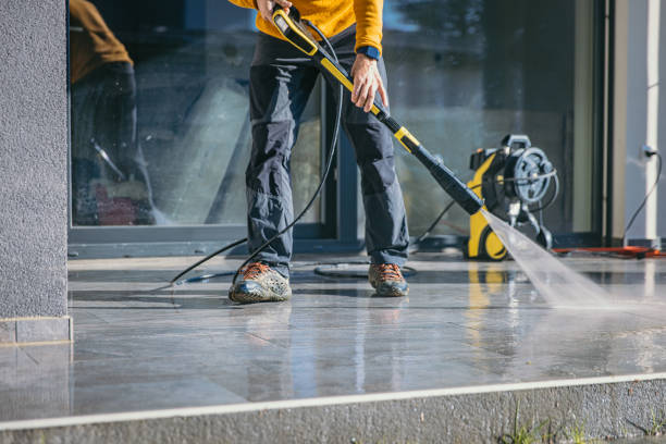 Best Deck Pressure Washing  in Lake Leann, MI